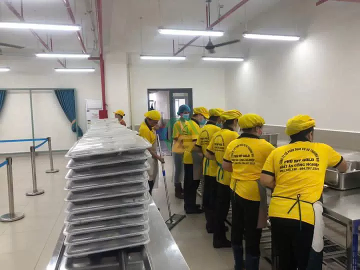 Lựa chọn nhà cung cấp suất ăn công nghiệp