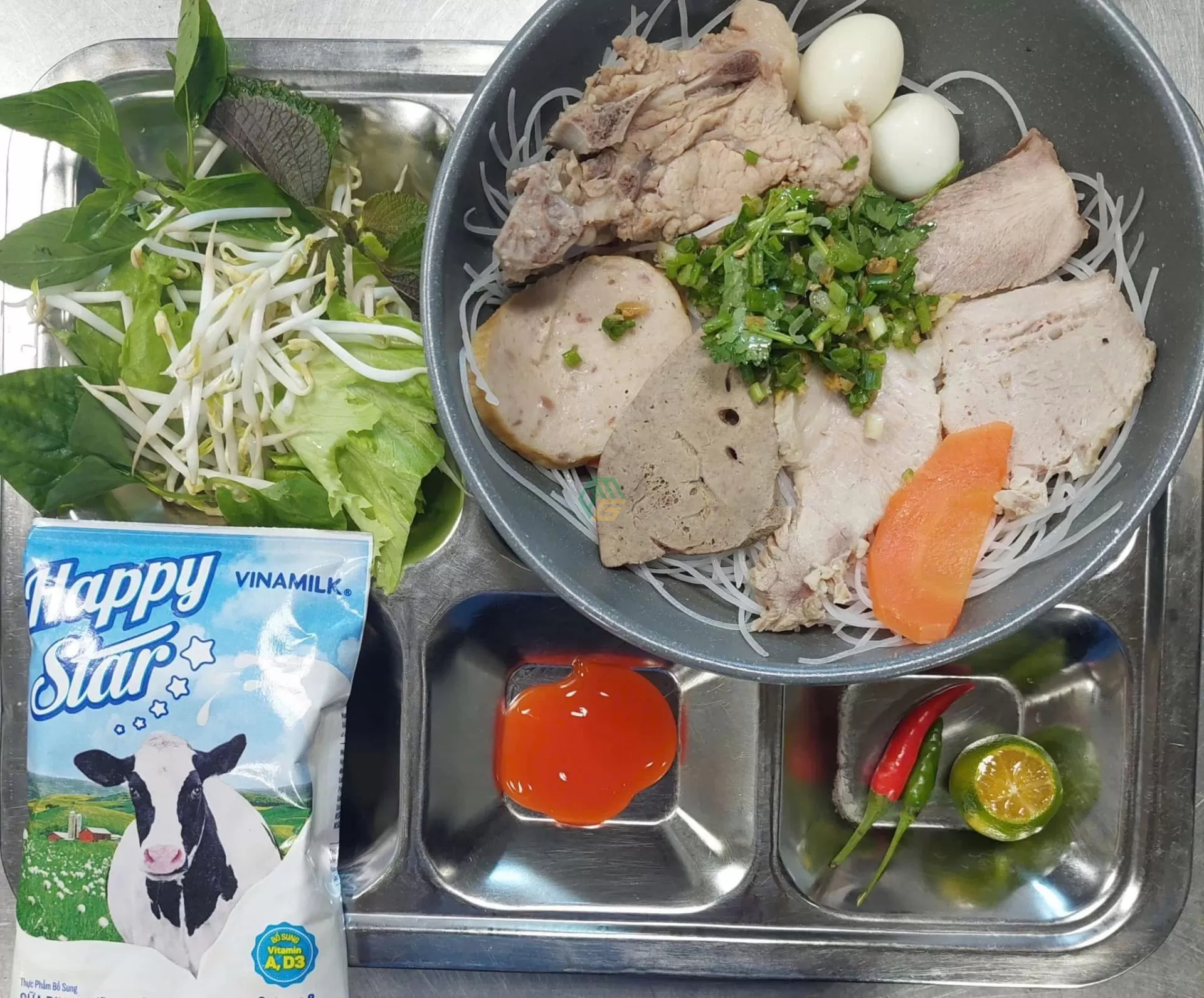 Suất ăn công nghiệp