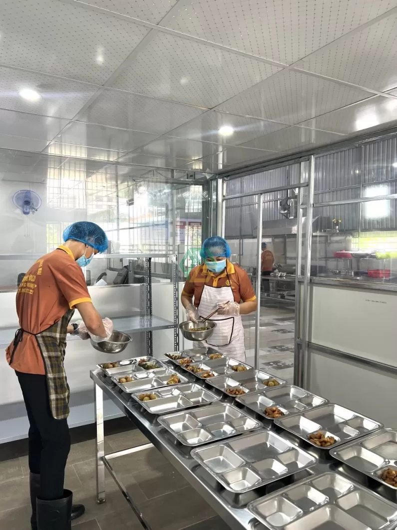 Đảm bảo an toàn thực phẩm cho suất ăn nhân viên y tế
