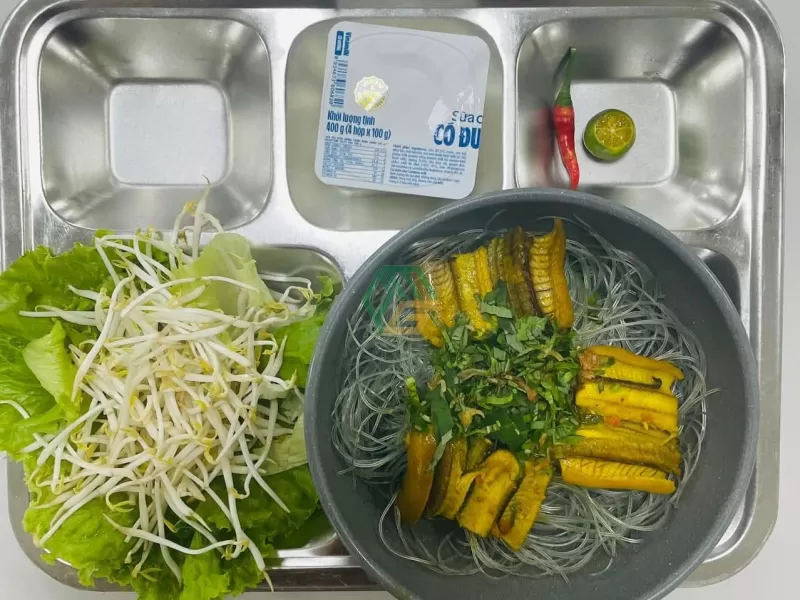 suất ăn công nghiệp 35k tại Nhơn Trạch Đồng Nai 7-12-2024